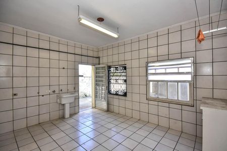 Casa à venda com 145m², 3 quartos e 2 vagasÁrea de Serviço