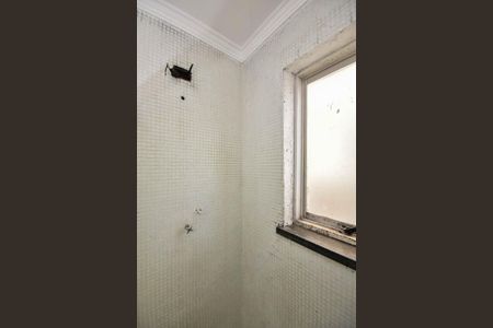 Casa à venda com 145m², 3 quartos e 2 vagasBanheiro