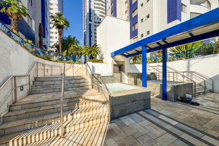 Apartamento à venda com 86m², 3 quartos e 2 vagasEntrada