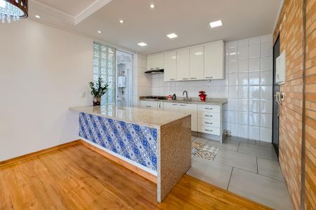 Apartamento à venda com 86m², 3 quartos e 2 vagasCozinha