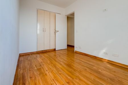 Apartamento à venda com 86m², 3 quartos e 2 vagasQuarto 2