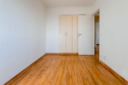 Apartamento à venda com 86m², 3 quartos e 2 vagasQuarto 2