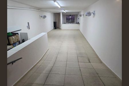 Casa à venda com 270m², 3 quartos e 4 vagasGARAGEM