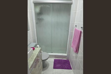 Casa à venda com 270m², 3 quartos e 4 vagasBANHEIRO