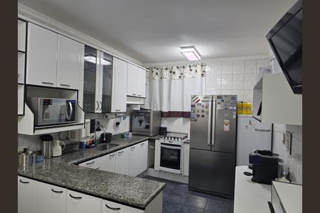 Casa à venda com 270m², 3 quartos e 4 vagasCOZINHA