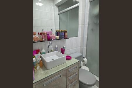 Casa à venda com 270m², 3 quartos e 4 vagasBANHEIRO