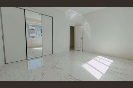 Apartamento à venda com 167m², 3 quartos e 1 vaga