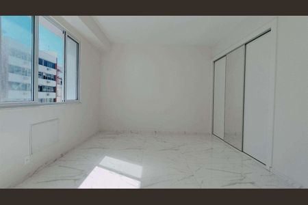 Apartamento à venda com 167m², 3 quartos e 1 vaga