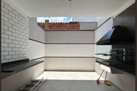 Casa à venda com 127m², 3 quartos e 2 vagas