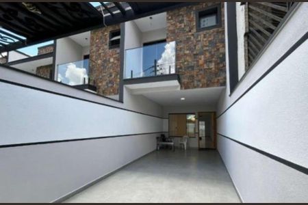 Casa à venda com 127m², 3 quartos e 2 vagas