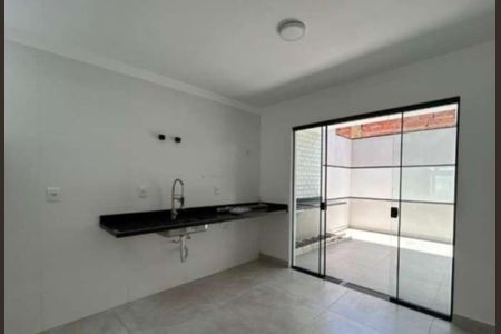 Casa à venda com 127m², 3 quartos e 2 vagas