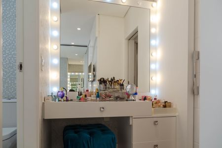 Apartamento à venda com 202m², 3 quartos e 4 vagas Apartamento à venda com 202m², 3 quartos e 4 vagasSuíte 3