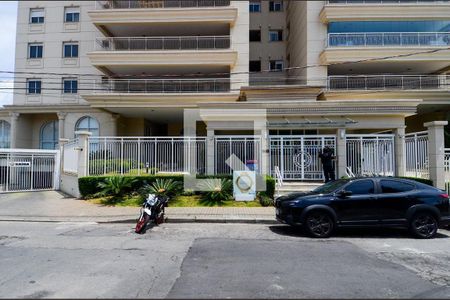 Apartamento à venda com 202m², 3 quartos e 4 vagas Apartamento à venda com 202m², 3 quartos e 4 vagasFachada