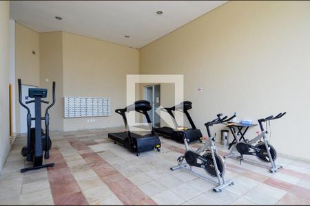 Apartamento à venda com 202m², 3 quartos e 4 vagas Apartamento à venda com 202m², 3 quartos e 4 vagasÁrea comum - Academia