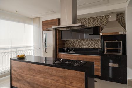 Apartamento à venda com 202m², 3 quartos e 4 vagas Apartamento à venda com 202m², 3 quartos e 4 vagasVaranda gourmet