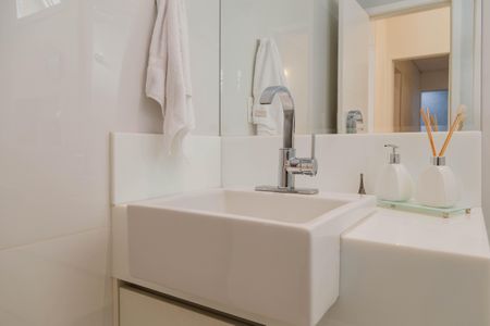 Apartamento à venda com 202m², 3 quartos e 4 vagas Apartamento à venda com 202m², 3 quartos e 4 vagasBanheiro da Suíte 3