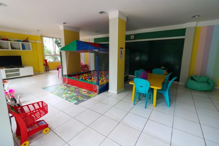 Apartamento à venda com 62m², 2 quartos e 1 vaga Apartamento à venda com 62m², 2 quartos e 1 vagaBrinquedoteca