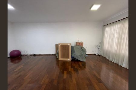 Casa para alugar com 270m², 5 quartos e 3 vagasSala