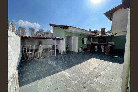 Casa para alugar com 270m², 5 quartos e 3 vagasQuintal