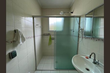 Casa para alugar com 270m², 5 quartos e 3 vagasBanheiro Social 