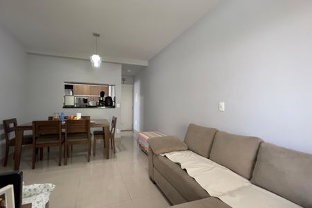 Apartamento à venda com 83m², 3 quartos e 2 vagasSala