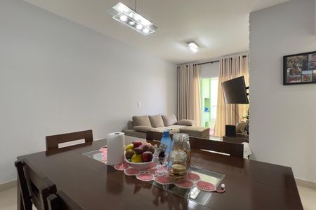 Apartamento à venda com 83m², 3 quartos e 2 vagasSala