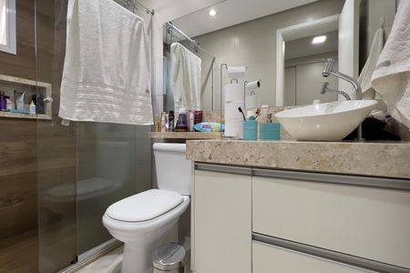 Apartamento à venda com 83m², 3 quartos e 2 vagasBanheiro da Suíte