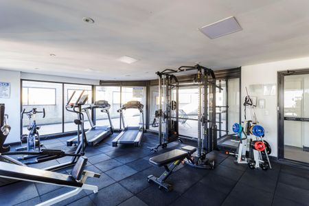 Apartamento à venda com 84m², 2 quartos e 2 vagas Apartamento à venda com 84m², 2 quartos e 2 vagasÁrea comum - Academia