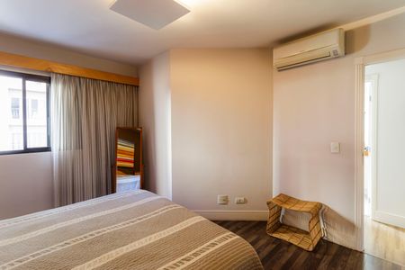 Apartamento à venda com 84m², 2 quartos e 2 vagas Apartamento à venda com 84m², 2 quartos e 2 vagasQuarto 2