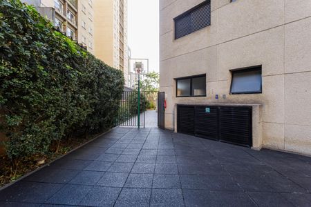 Apartamento à venda com 84m², 2 quartos e 2 vagas Apartamento à venda com 84m², 2 quartos e 2 vagasÁrea comum - Playground