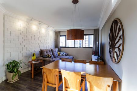 Apartamento à venda com 84m², 2 quartos e 2 vagas Apartamento à venda com 84m², 2 quartos e 2 vagasSala