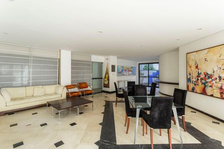 Apartamento à venda com 84m², 2 quartos e 2 vagas Apartamento à venda com 84m², 2 quartos e 2 vagasÁrea comum - Salão de festas