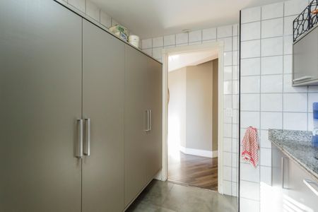 Apartamento à venda com 84m², 2 quartos e 2 vagas Apartamento à venda com 84m², 2 quartos e 2 vagasCozinha