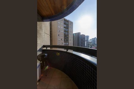 Apartamento à venda com 84m², 2 quartos e 2 vagas Apartamento à venda com 84m², 2 quartos e 2 vagasVaranda