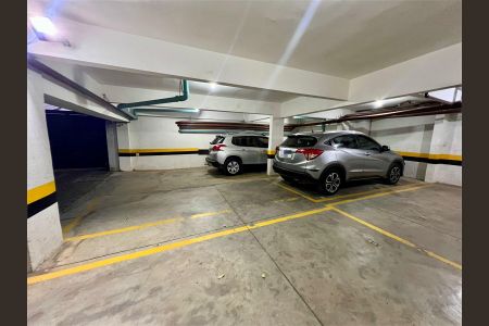 Apartamento à venda com 112m², 3 quartos e 2 vagas Apartamento à venda com 112m², 3 quartos e 2 vagasGaragem