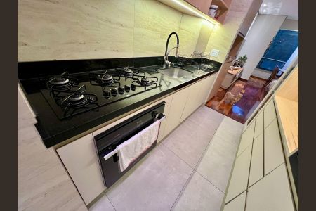 Apartamento à venda com 112m², 3 quartos e 2 vagas Apartamento à venda com 112m², 3 quartos e 2 vagasCozinha