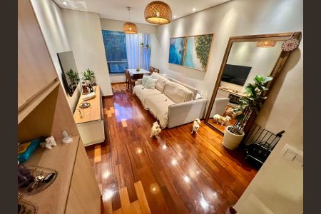 Apartamento à venda com 112m², 3 quartos e 2 vagas Apartamento à venda com 112m², 3 quartos e 2 vagasSala
