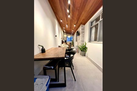 Apartamento à venda com 112m², 3 quartos e 2 vagas Apartamento à venda com 112m², 3 quartos e 2 vagasÁrea privativa