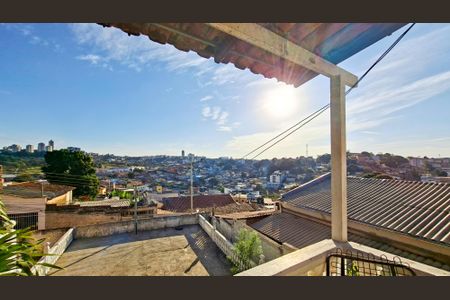 Casa à venda com 360m², 3 quartos e 1 vaga Casa à venda com 360m², 3 quartos e 1 vagaVaranda da Sala