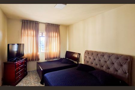 Casa à venda com 360m², 3 quartos e 1 vaga Casa à venda com 360m², 3 quartos e 1 vagaQuarto