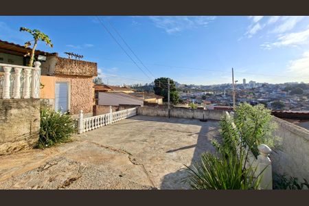 Casa à venda com 360m², 3 quartos e 1 vaga Casa à venda com 360m², 3 quartos e 1 vagaQuintal