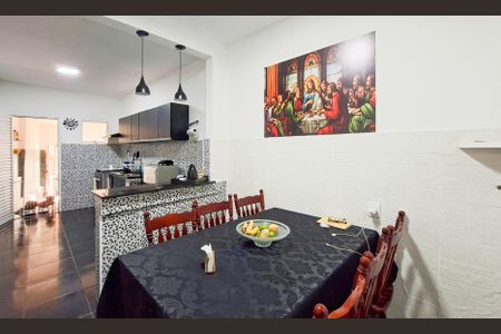 Casa à venda com 360m², 3 quartos e 1 vaga Casa à venda com 360m², 3 quartos e 1 vagaCozinha