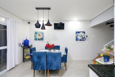 Casa para alugar com 280m², 3 quartos e 4 vagas Casa para alugar com 280m², 3 quartos e 4 vagasCozinha