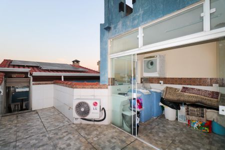 Casa para alugar com 280m², 3 quartos e 4 vagas Casa para alugar com 280m², 3 quartos e 4 vagasÁrea de Serviço