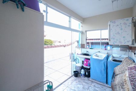 Casa para alugar com 280m², 3 quartos e 4 vagas Casa para alugar com 280m², 3 quartos e 4 vagasÁrea de Serviço