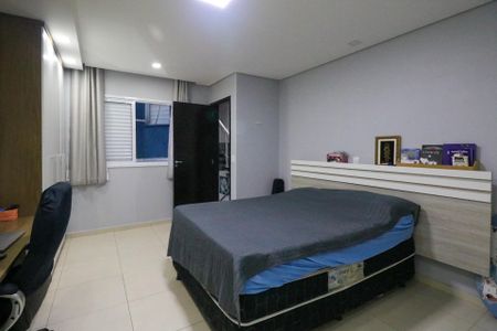 Casa para alugar com 280m², 3 quartos e 4 vagas Casa para alugar com 280m², 3 quartos e 4 vagasQuarto