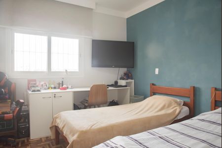 Casa à venda com 164m², 2 quartos e 2 vagasQuarto