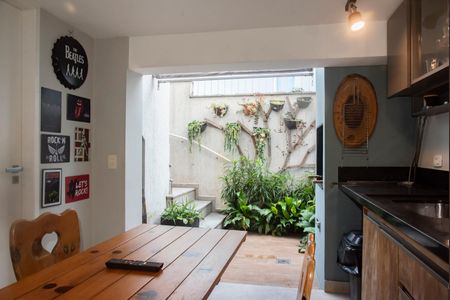 Casa à venda com 164m², 2 quartos e 2 vagasEspaço gourmet/Garagem
