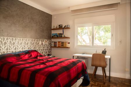 Casa à venda com 164m², 2 quartos e 2 vagasSuíte