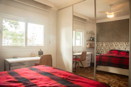 Casa à venda com 164m², 2 quartos e 2 vagasSuíte